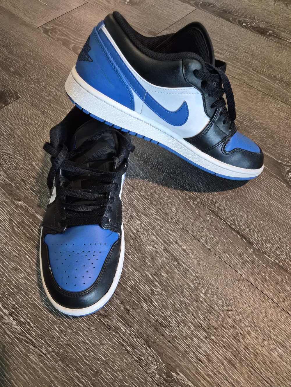 Air Jordan 1 Low "Alternate Royal Toe" – Classic Daily – Size 8.5